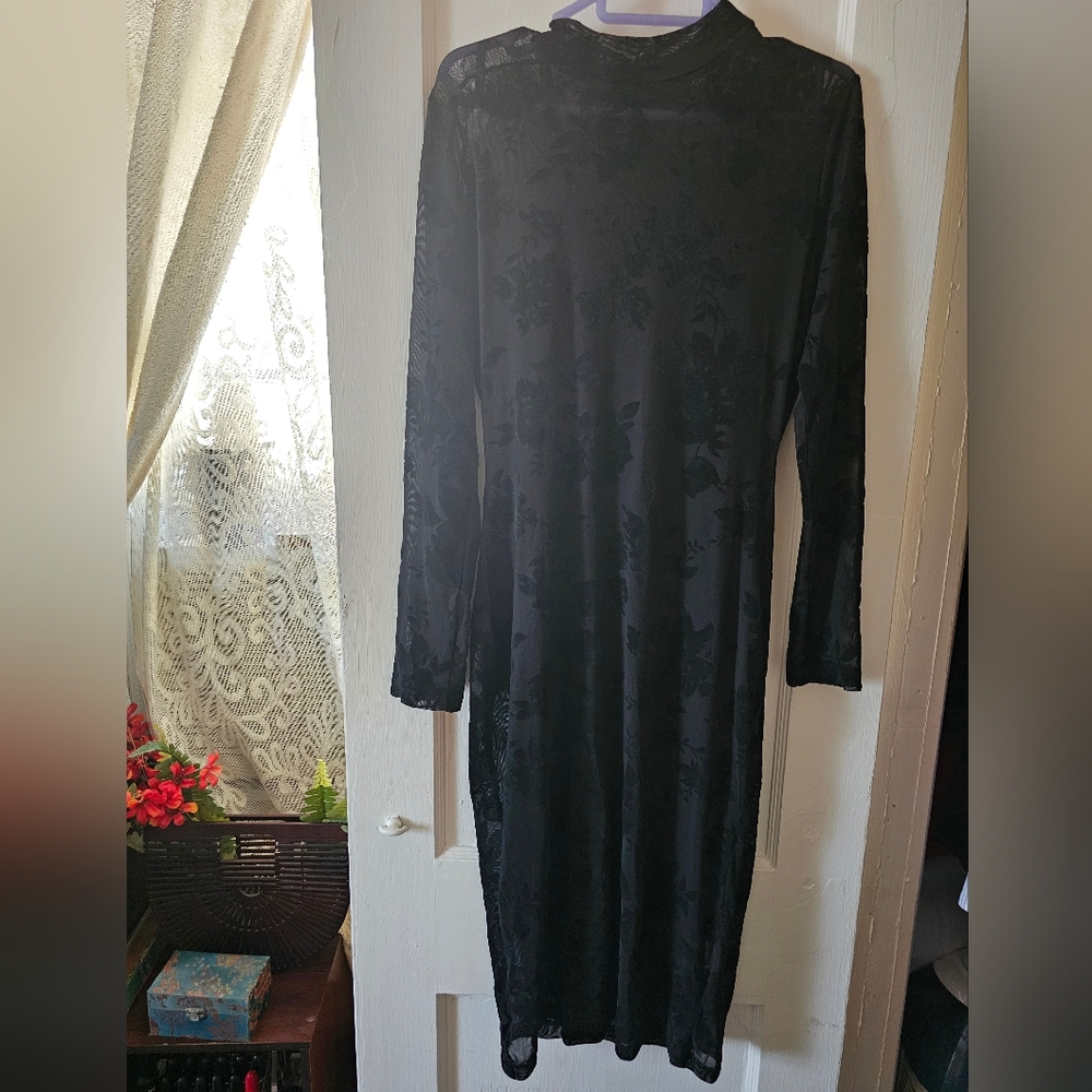 Black Long Sleeve Sheer Floral Midi Dress